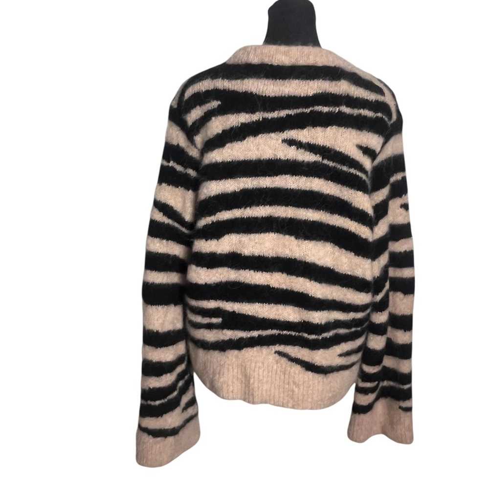 Madewell Shrunken Pullover Sweater in Tiger Zebra Stripe Wool Alpaca Blend — Lg - Picture 3 of 9